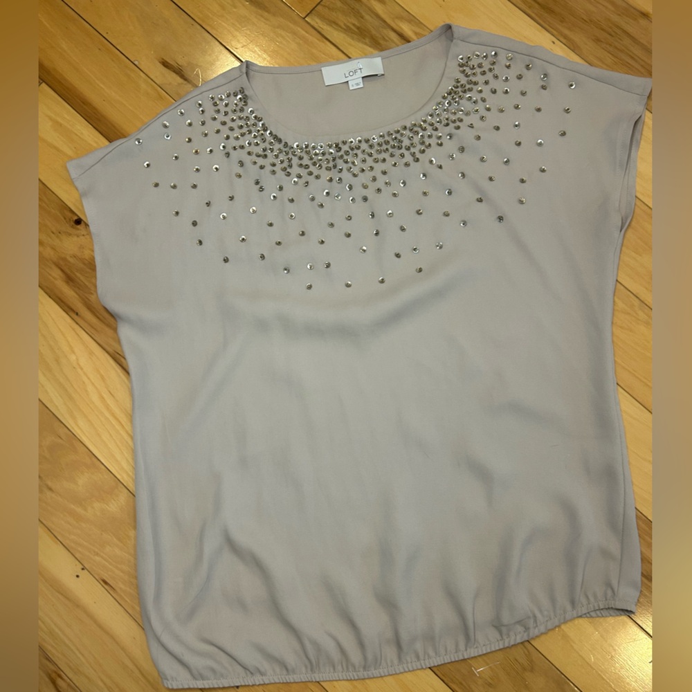 LOFT Embellished Short Sleeve Women’s Tan Top Blouse Shirt